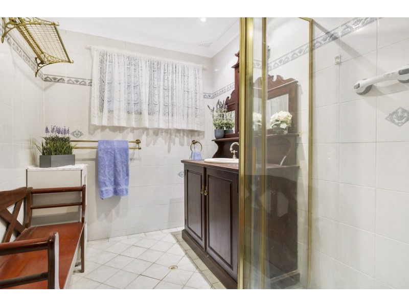 1 Owl Place, Ingleburn NSW 2565