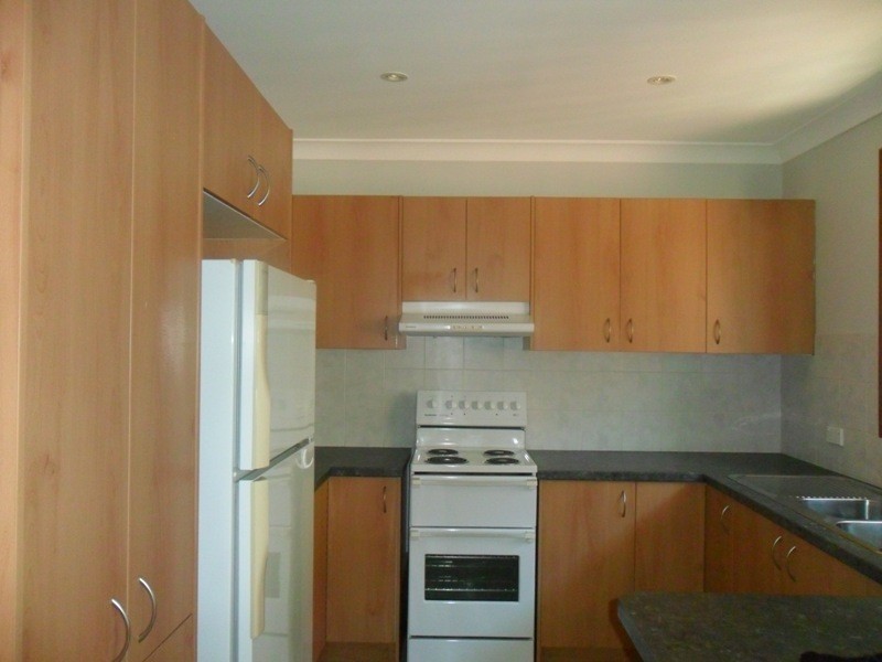 6 Kidd Place, Minto NSW 2566