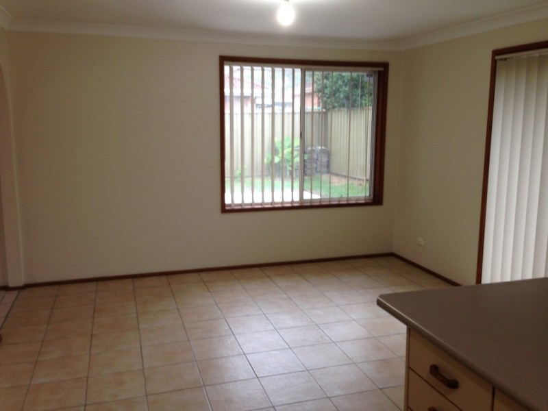 2/94 McDonnell Street, Raby NSW 2566