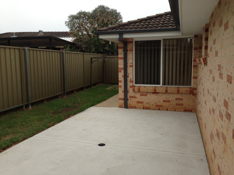 2/94 McDonnell Street, Raby NSW 2566