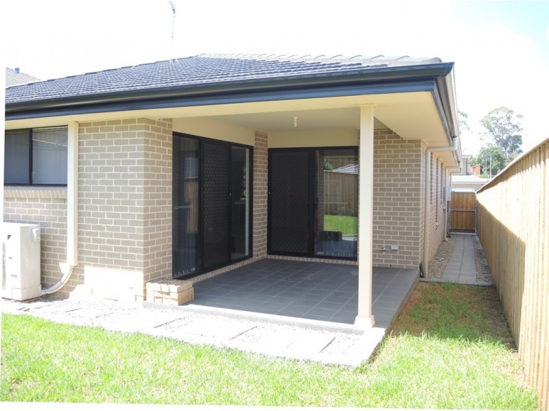 11 Torbreck Street, Minto NSW 2566