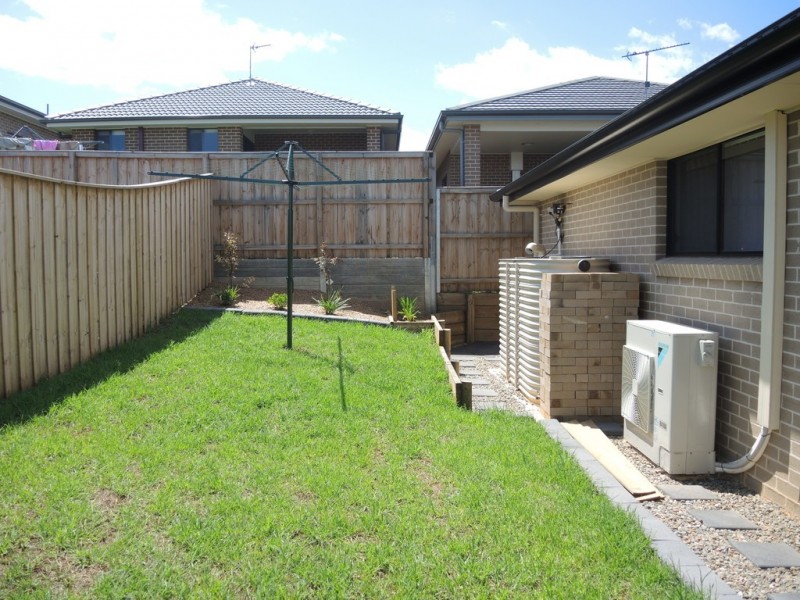 11 Torbreck Street, Minto NSW 2566