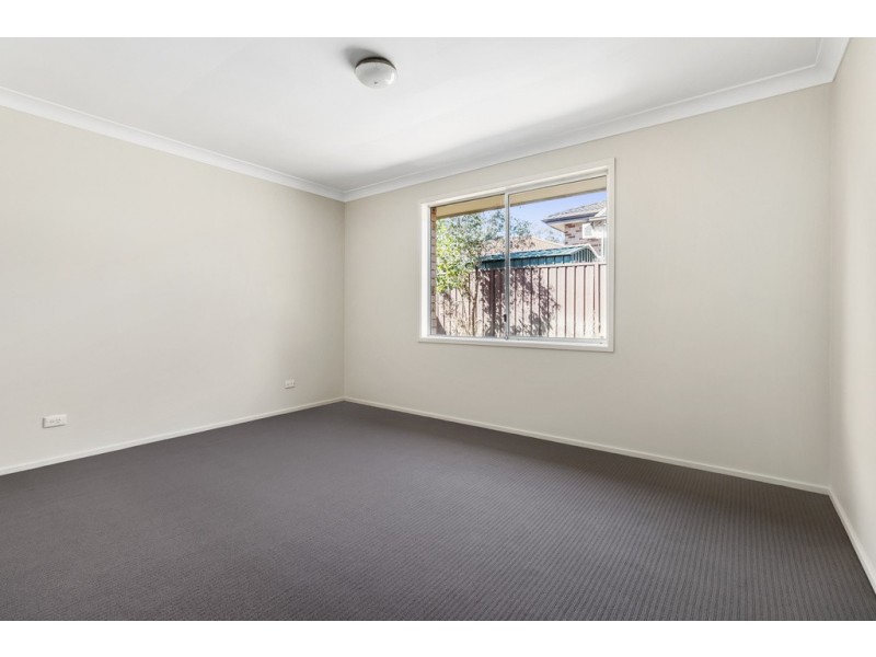 2/4 Sitella Place, Ingleburn NSW 2565