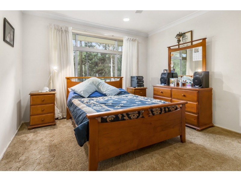 7 Oakley Road, Long Point NSW 2564