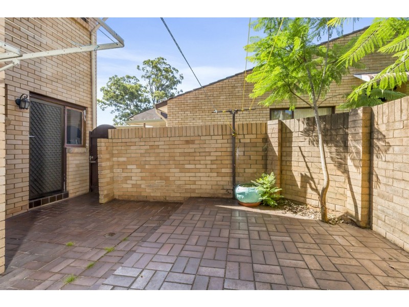 13/2 Whipbird Avenue, Ingleburn NSW 2565