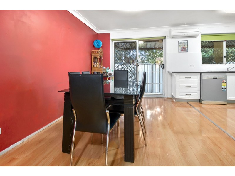 3/9-11 Gordon Avenue, Ingleburn NSW 2565