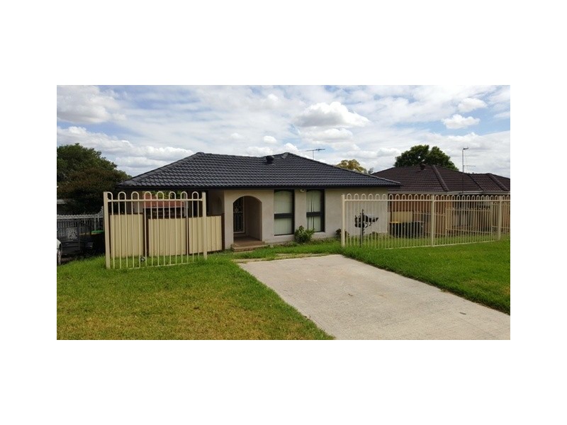 45 Townson Avenue, Leumeah NSW 2560