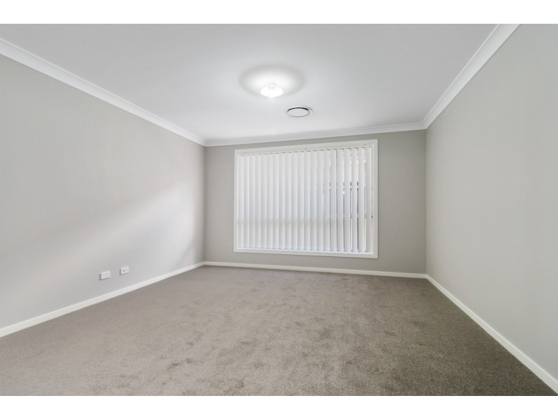 31 Venturer Parade, Leppington NSW 2179