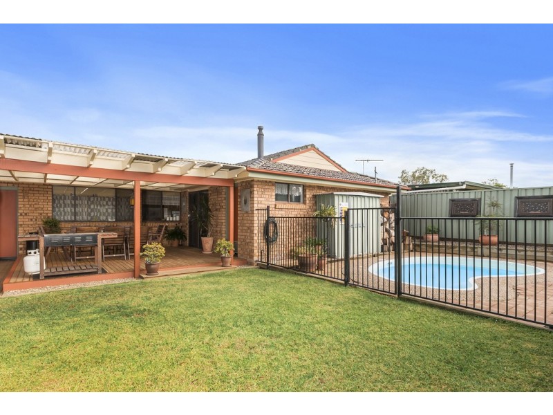 1 Brial Place, Minto NSW 2566