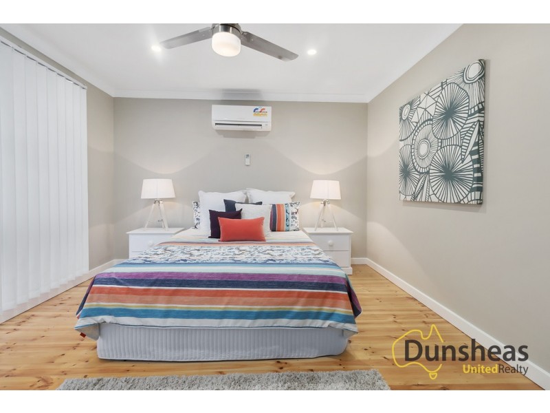 6 Coucal Place, Ingleburn NSW 2565