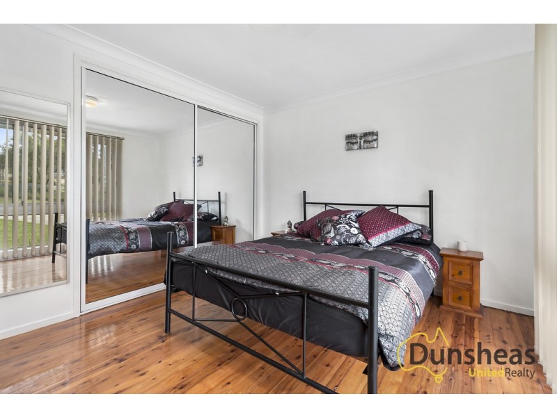 51 Randall Avenue, Minto NSW 2566