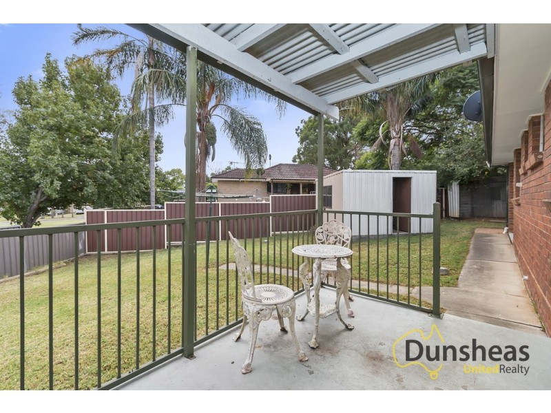 51 Randall Avenue, Minto NSW 2566