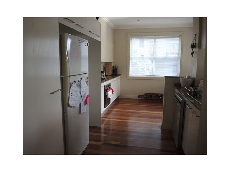 9 Scaranish Way, Macquarie Links NSW 2565