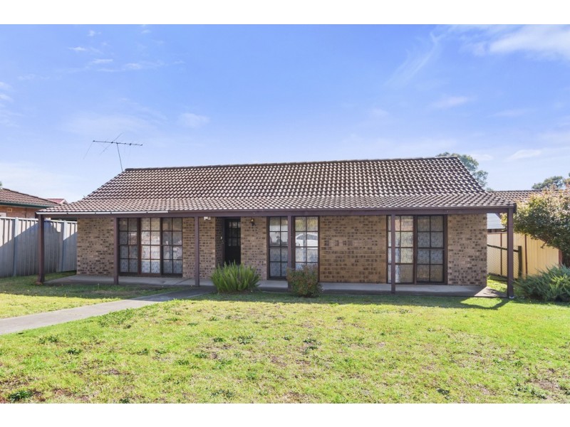 48 Queenscliff Drive, Woodbine NSW 2560