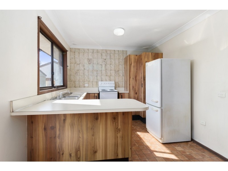 48 Queenscliff Drive, Woodbine NSW 2560