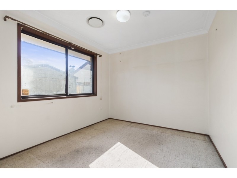 48 Queenscliff Drive, Woodbine NSW 2560