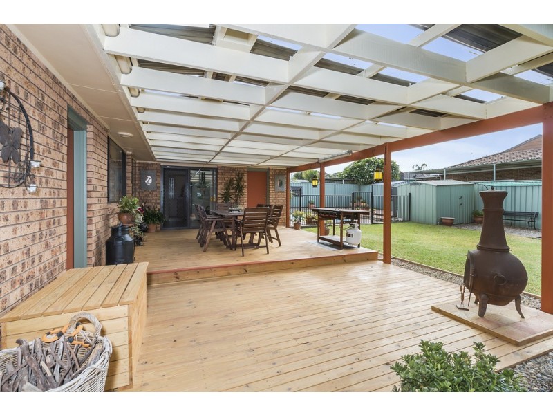 1 Brial Place, Minto NSW 2566