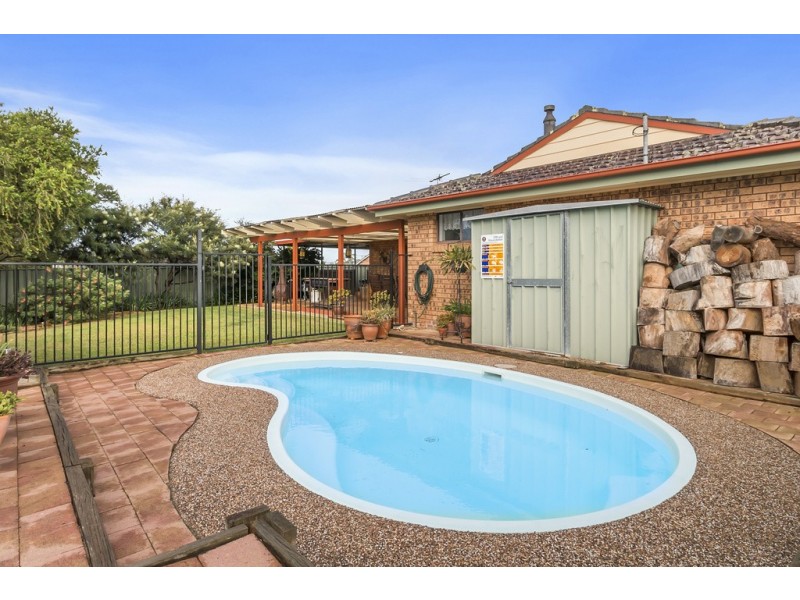 1 Brial Place, Minto NSW 2566
