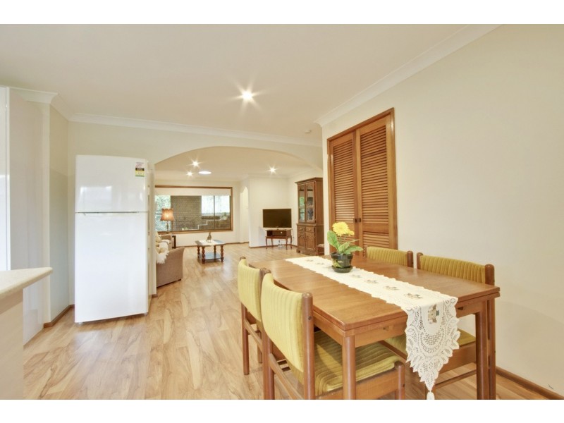 14 Koala Ave, Ingleburn NSW 2565