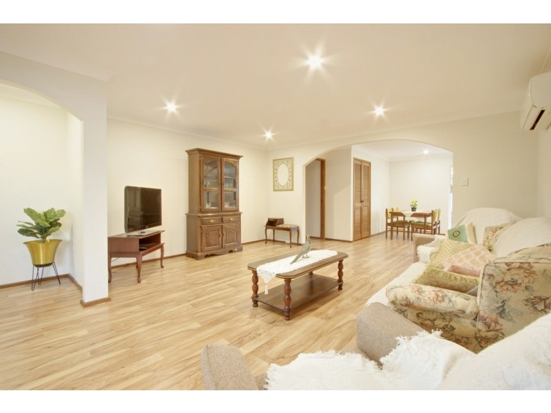 14 Koala Ave, Ingleburn NSW 2565