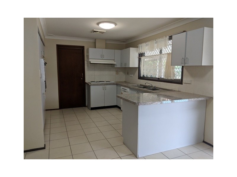 9 Bronzewing Street, Ingleburn NSW 2565