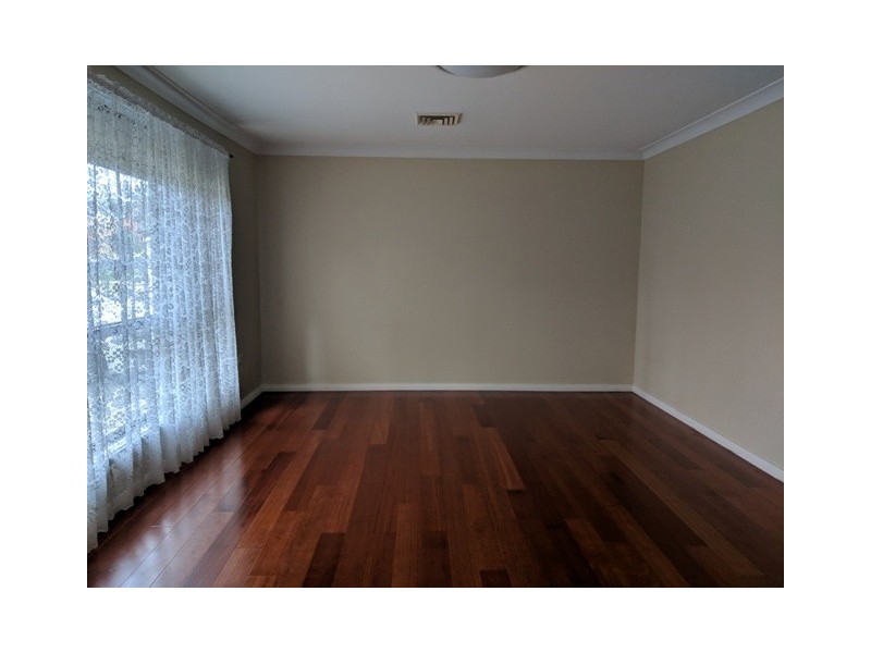 9 Bronzewing Street, Ingleburn NSW 2565