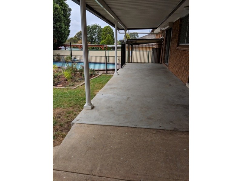 9 Bronzewing Street, Ingleburn NSW 2565