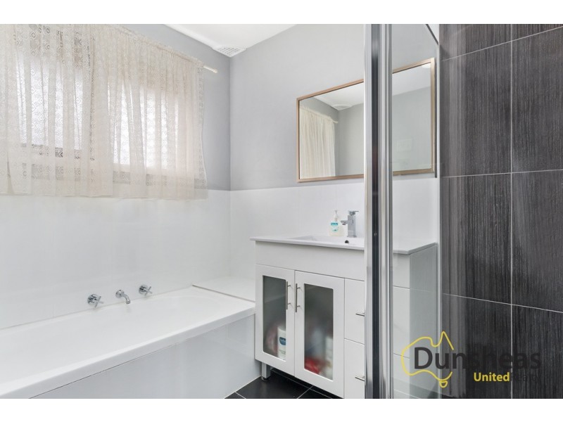 21/7 Hanlon Close, Minto NSW 2566