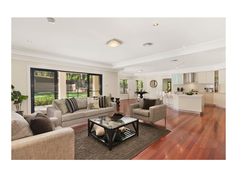 9 Hoop Pine Place, West Pennant Hills NSW 2125