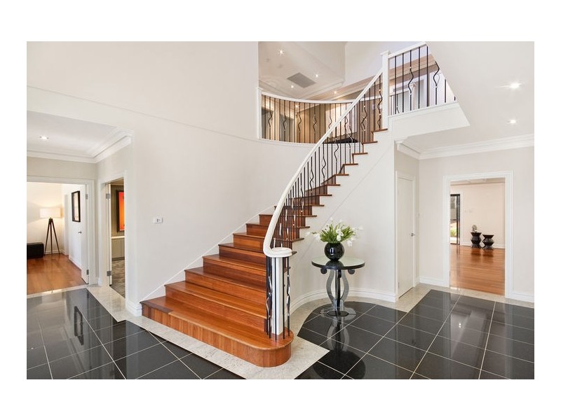 9 Hoop Pine Place, West Pennant Hills NSW 2125