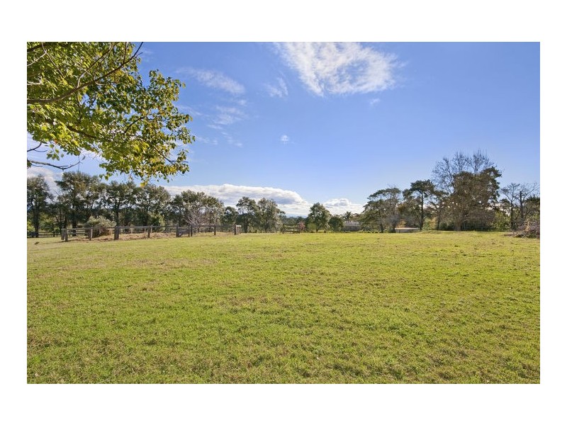 14 Park Road, Kenthurst NSW 2156