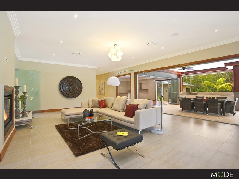 8 Davey Road, Dural NSW 2158