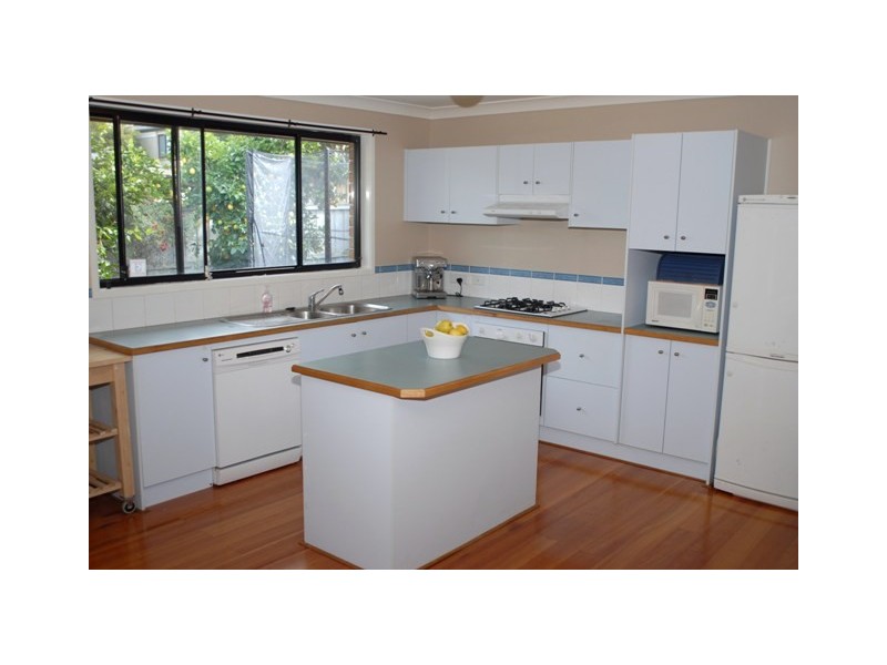 36 Comet Circuit, Beaumont Hills NSW 2155