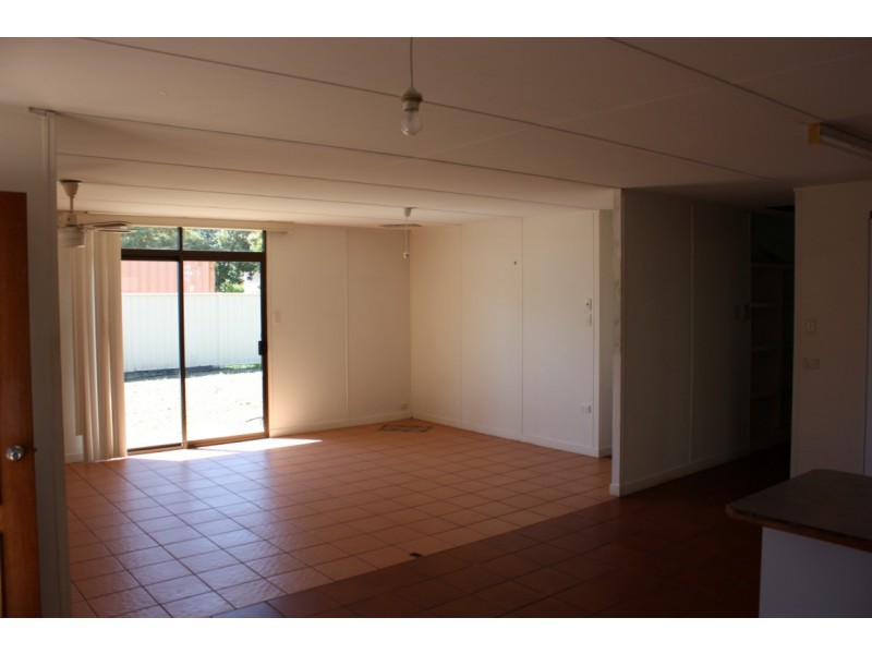 90 Anakie Street, Emerald QLD 4720
