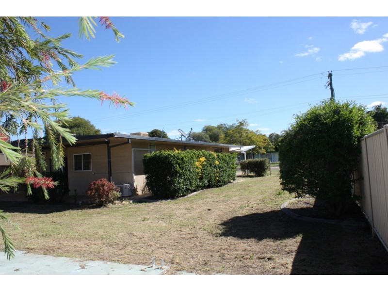 90 Anakie Street, Emerald QLD 4720