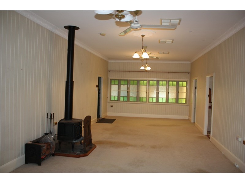 1 Egan Street, Emerald QLD 4720