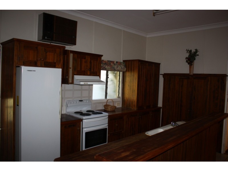 1 Egan Street, Emerald QLD 4720