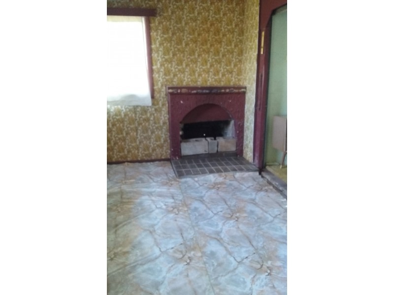 19 Rethammel Road, Sapphire QLD 4702