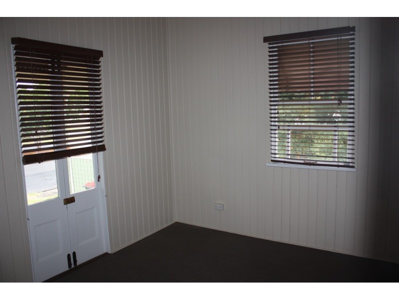 67 Ruby Street, Emerald QLD 4720