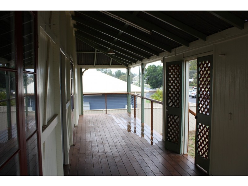 67 Ruby Street, Emerald QLD 4720