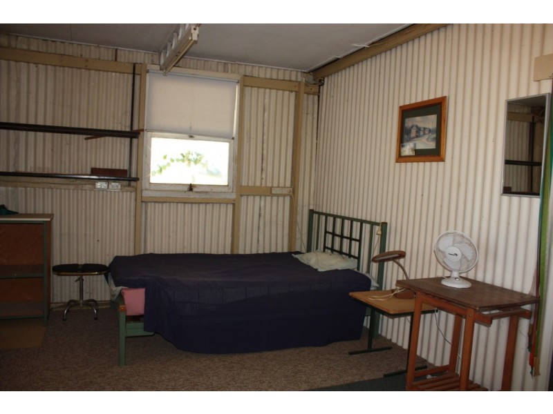 1162 Rubyvale Road, Sapphire QLD 4702