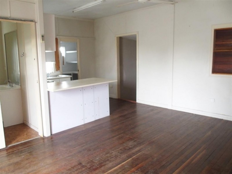 71 Ruby Street, Emerald QLD 4720