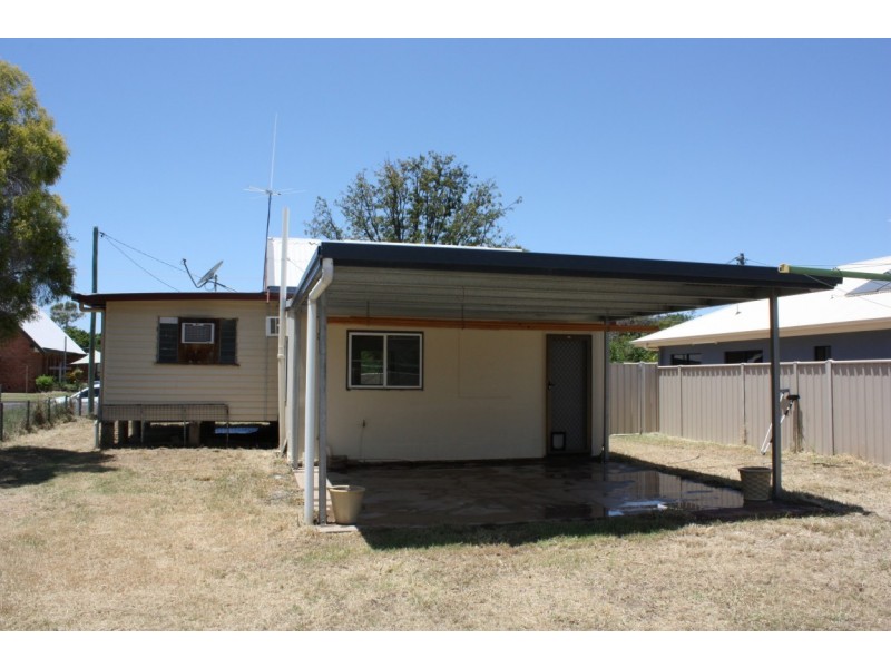 71 Ruby Street, Emerald QLD 4720