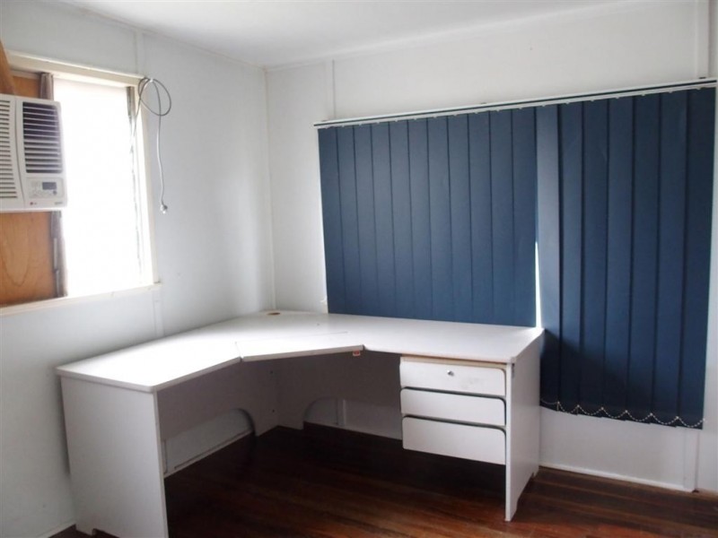 71 Ruby Street, Emerald QLD 4720