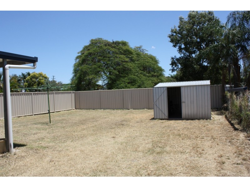 71 Ruby Street, Emerald QLD 4720