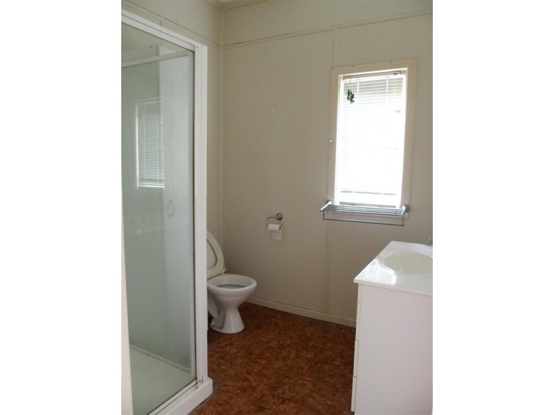 71 Ruby Street, Emerald QLD 4720