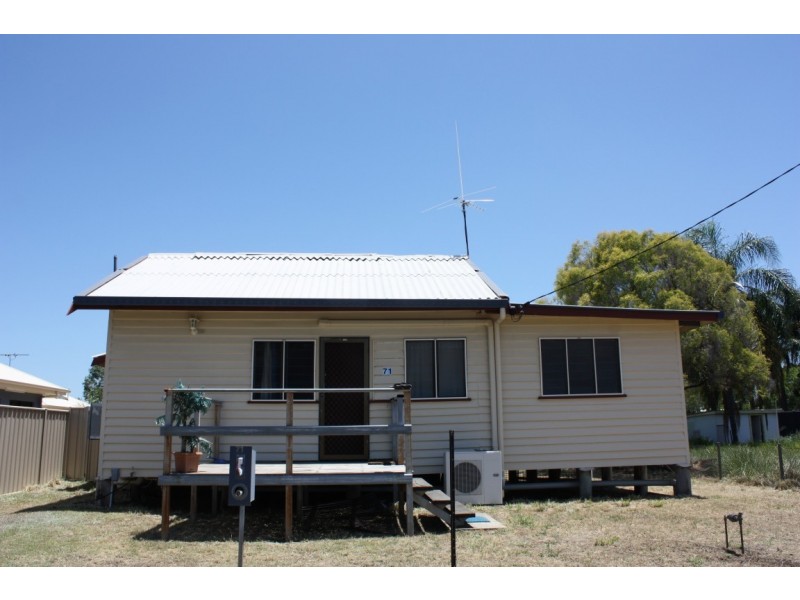 71 Ruby Street, Emerald QLD 4720