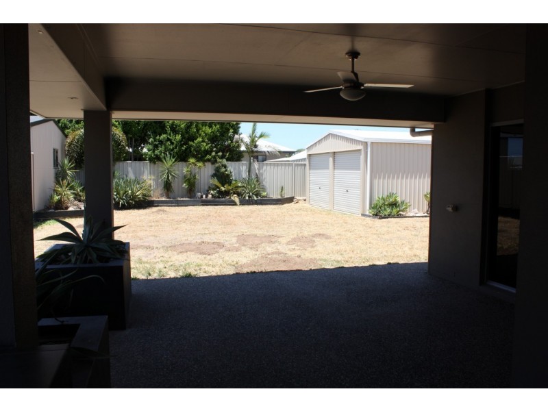 2/17 Morgan Place, Emerald QLD 4720