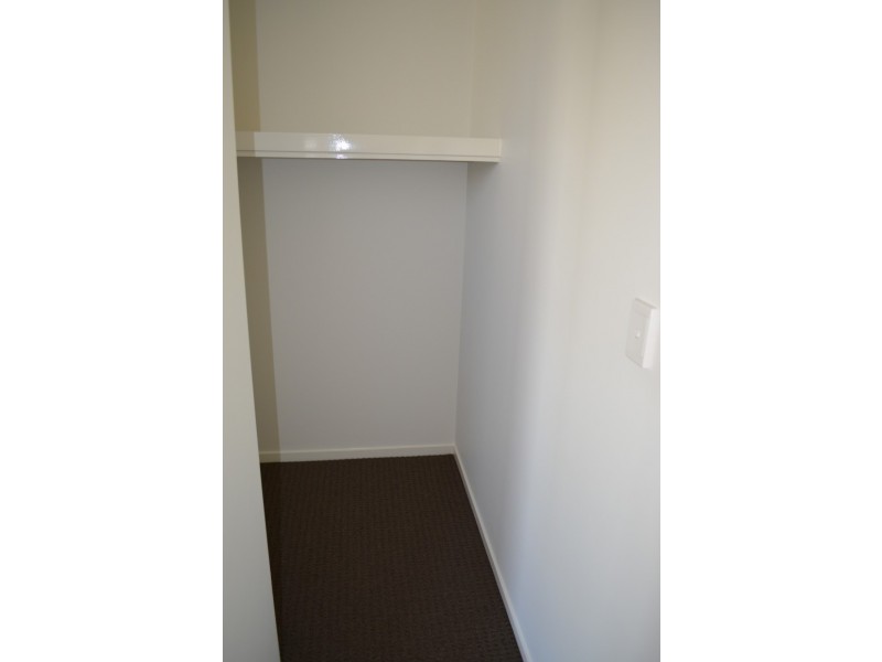 13 Windemere Street, Emerald QLD 4720