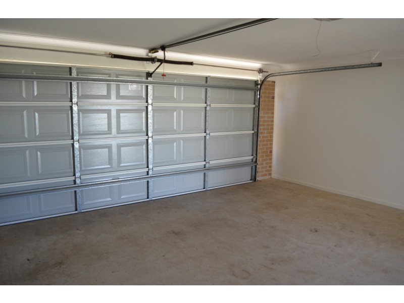 13 Windemere Street, Emerald QLD 4720